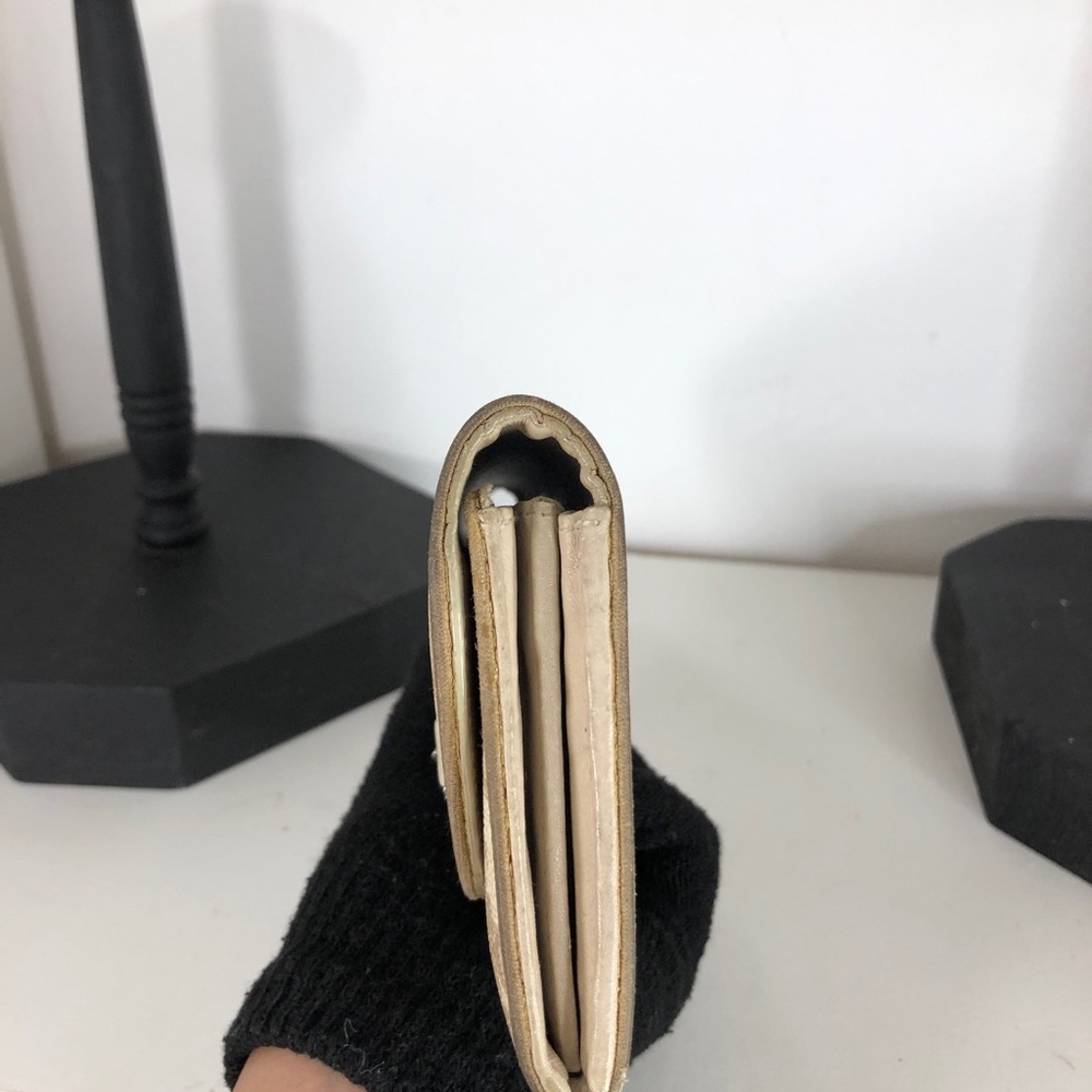 ❌SOLD DIOR WALLET - Picture 2 of 9